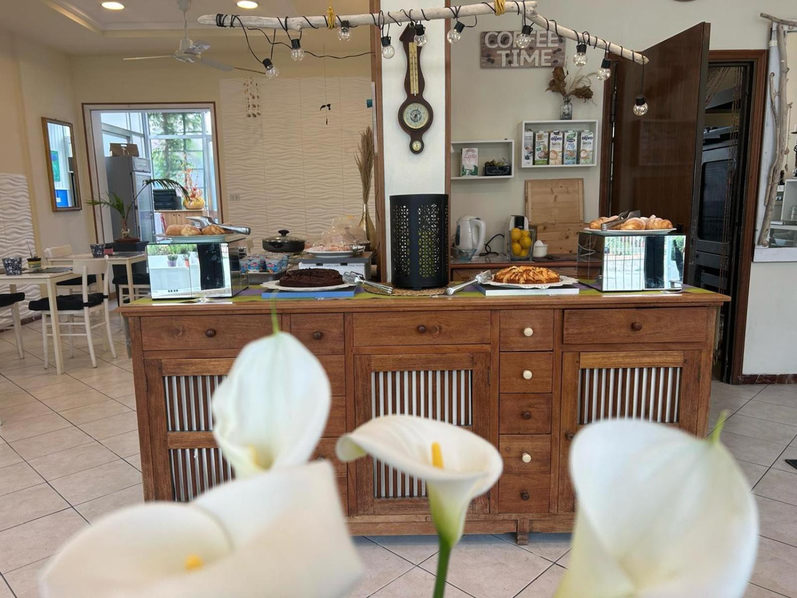 Bed And Breakfast Villa Giovanna Rimini Bagian luar foto
