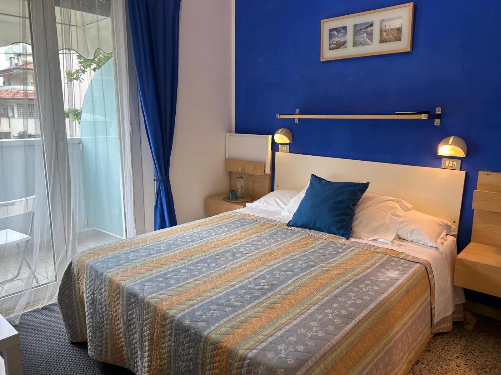 Bed And Breakfast Villa Giovanna Rimini Bagian luar foto